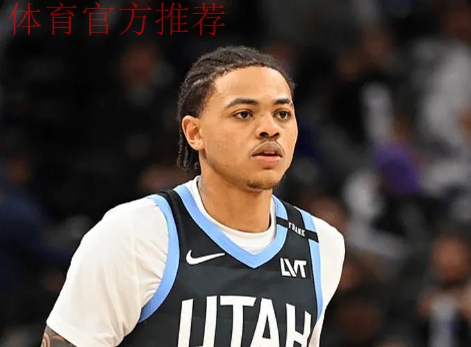 基扬特-乔治上半场14中8,三分6中3得到24分2篮板4助攻 基扬特-乔治上半场14中8,三分6中3得到24分2篮板4助攻